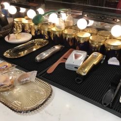 -TWOFACE 双面理发馆