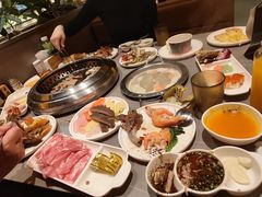 -黑金·寻焰自助百汇·烤肉·火锅(中街店)