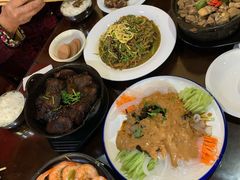特色鲶鱼砂锅-洪兴砂锅·融合砂锅菜(三站店)