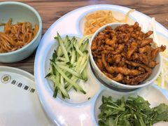 京酱肉丝-合合春饼·酱骨·东北菜(潘家园店)