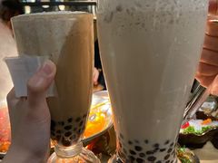 -湊湊火锅·茶憩(杭州湖滨银泰in77店)