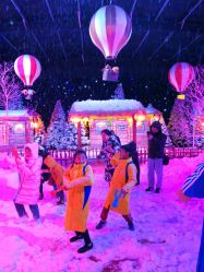 -圣名游乐城冰雪大世界