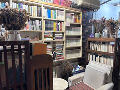 -斯多格书乡(北京大学畅春园店)