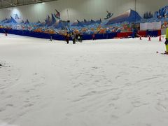 -乔波室内滑雪场