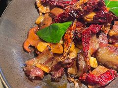 -Ameigo梅果·云贵川bistro(长宁来福士店)