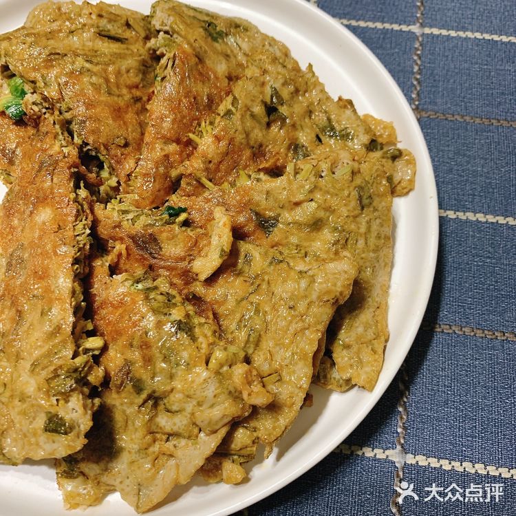 五分钟一道菜🍥| 香椿炒蛋+荷兰豆炒腊肠