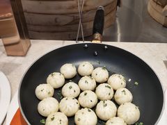 特色金牌拇指生煎包-梦都海鲜酒家(万达广场江桥店)