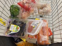 -汇腾天虹(吕厝店)