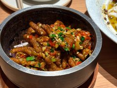 石锅香辣鸡爪-新太二·鲜料川菜(晶耀前滩店)
