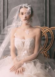 -罗马经典婚纱摄影·轻奢化定制