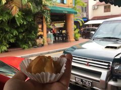 -天品味 一口吃榴莲泡芙