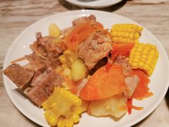 番茄玉米煲龙骨-汤城小厨•粤菜•靓汤(西直门凯德MALL店)