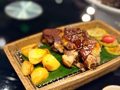 碳烤猪蹄小土豆-泓0871臻选云南菜·味庄