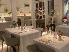 -春树下·树屋花房西餐厅(罍街AS1980店)