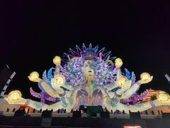 -淄博花灯齐彩城