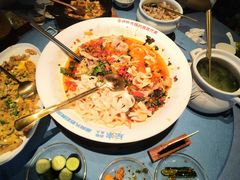 -坛宗剁椒鱼头(河西王府井店)