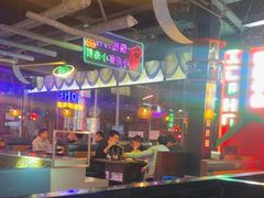 -路边边地标烧烤·川菜·小龙虾·音乐酒馆(良乡长虹店)