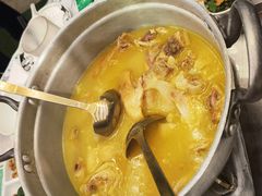 -禄婶鸡煲·打边炉