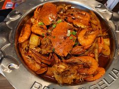 -胖哥俩肉蟹煲(济南世茂国际广场店)