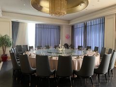 -双子楼大酒店(城开国际写字楼店)