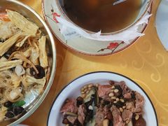 金银花炖猪肺汤-海鲜街菜馆(海珠南路店)