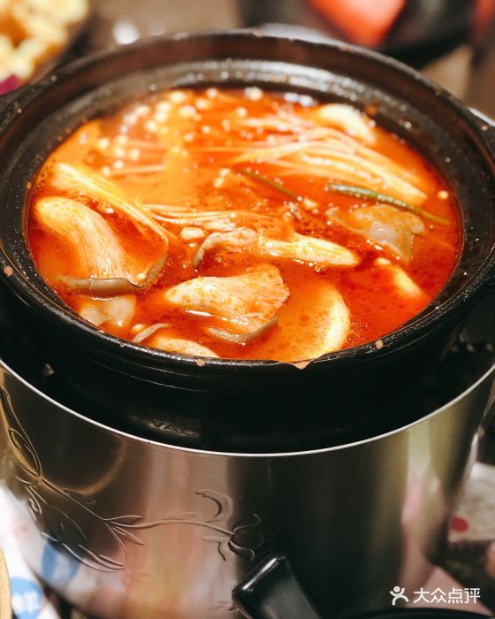 小三宝火锅(爱琴海购物公园店)番茄锅底图片 - 第1张
