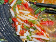 剁椒土鸡米线-九久大过桥米线(太古里店)