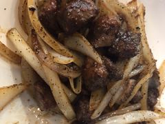 -利昂法式铁板主题餐厅(新奥购物中心店)