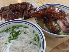 -香辉食馆(新兴路店)