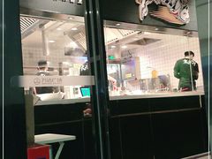 门面-太二酸菜鱼(天鹅湖万达店)