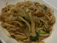 -刘胖子家常菜·蹄花焖藕(中南店)