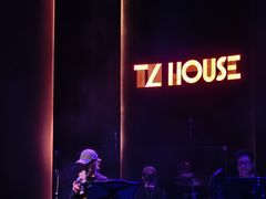 -TZ House音乐现场(来福士中心店)