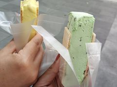 -詹爷爷乌节路街头冰淇淋