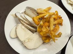 -天宜隆蘑菇宴火锅(石景山旗舰店)