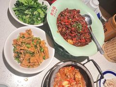 -老萍巷莲花血鸭·萍乡地标江西菜(步行街店)