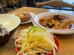 -三好食堂(煎饺·馄饨·肉饼米线·盛世广场店)