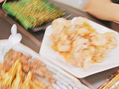 -许哥东北烧烤·铁丳烤串·宫后夹肉(繁花中心店)