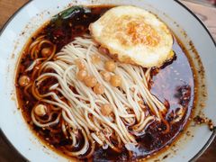 -秦云老太婆摊摊面(长嘉汇两江峯店)