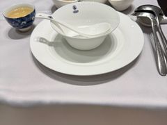 -红鼎豆捞·专注品质海鲜20年(宝丰路店)