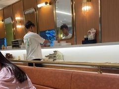 -上海哈尔滨食品厂(合生汇店)