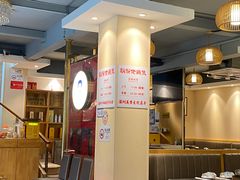 -胡须佬鸡煲四季火锅店(石厦西村直营店)