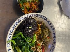 -梅溪·小伙子干挑面(安吉总店)