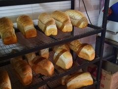 -秀云俄罗斯列巴屋(军星小区店)