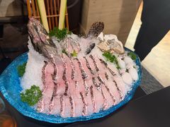 -鲜入唯煮·港式海鲜牛肉火锅(金宝街店)