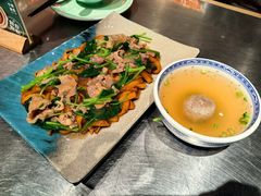 潮界湿炒牛河-潮界(虹桥天地店)