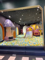 -MELAND CLUB亲子乐园·派对·餐厅(北京芳圆里ID MALL店)