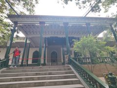 -艾提尕尔清真寺