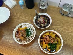 -洪记凉米线(新兴路店)