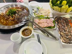 -老王全牛宴·鲜牛肉牛杂火锅(总店)