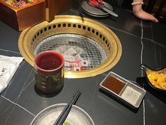 -山川小町·极番烧肉(新地假日广场店)